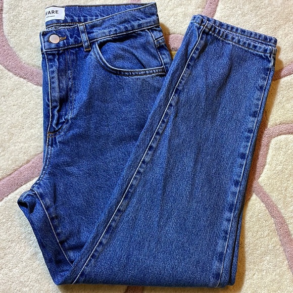 Mom Jeans - Picture 2 of 8